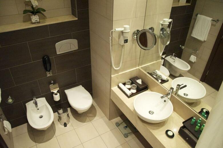 Ramada Downtown Hotel Abu Dhabi
