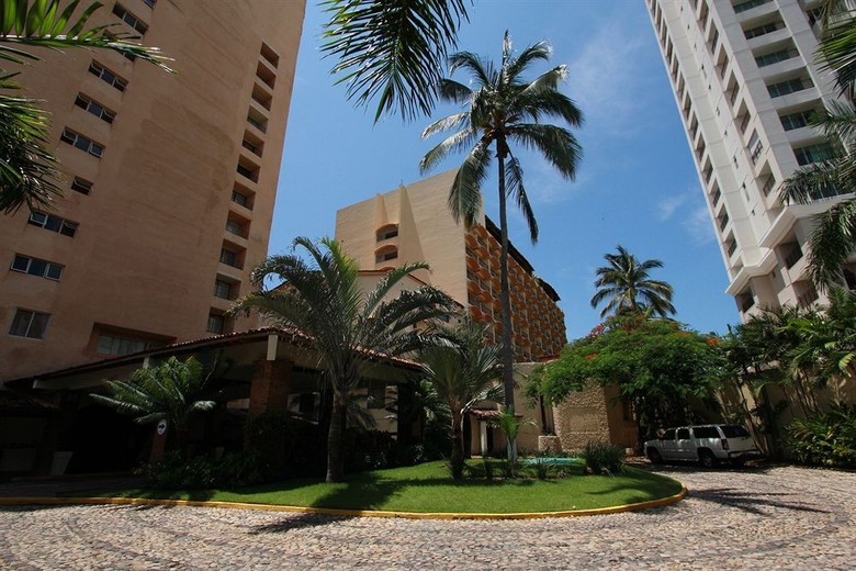 Hotel Bellamar Ocean Front Suites