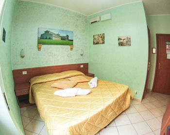 Bed & Breakfast Centre Of The World