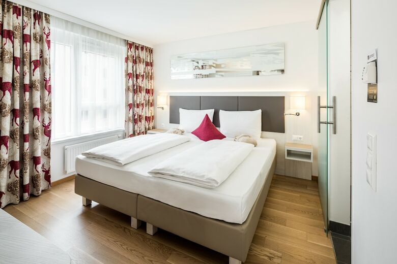 Zeitgeist Hotel
