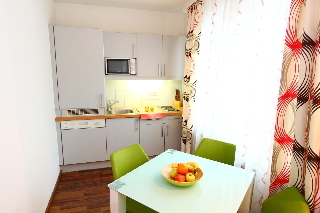 Aparthotel Checkvienna - Apartment Rentals Vienna