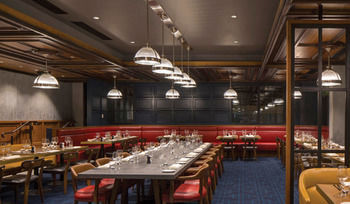 Avenue Hotel Canberra