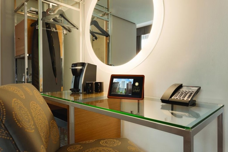 Executive Hotel Le Soleil New York
