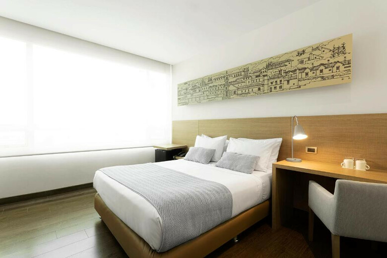 Hotel Bh Usaqu�n