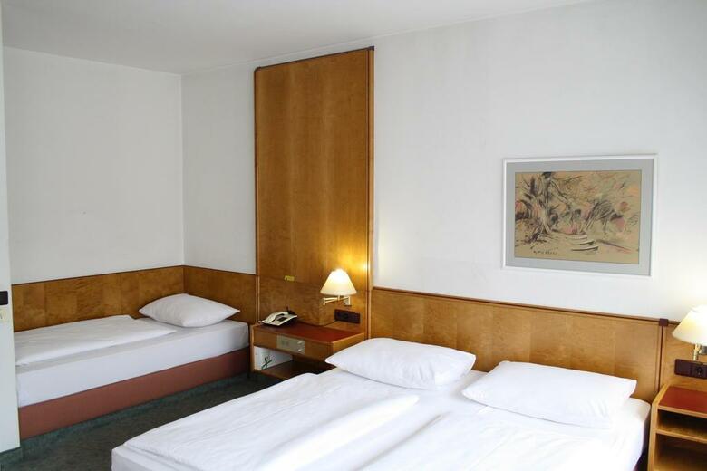Hotel Ekazent Sch�nbrunn