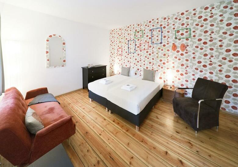 Old Town Hotel