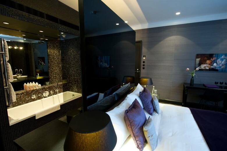 Hotel Canal House