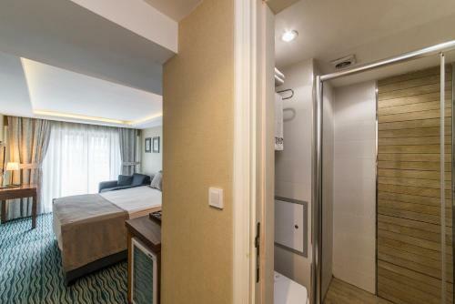 Hotel Aston Residence
