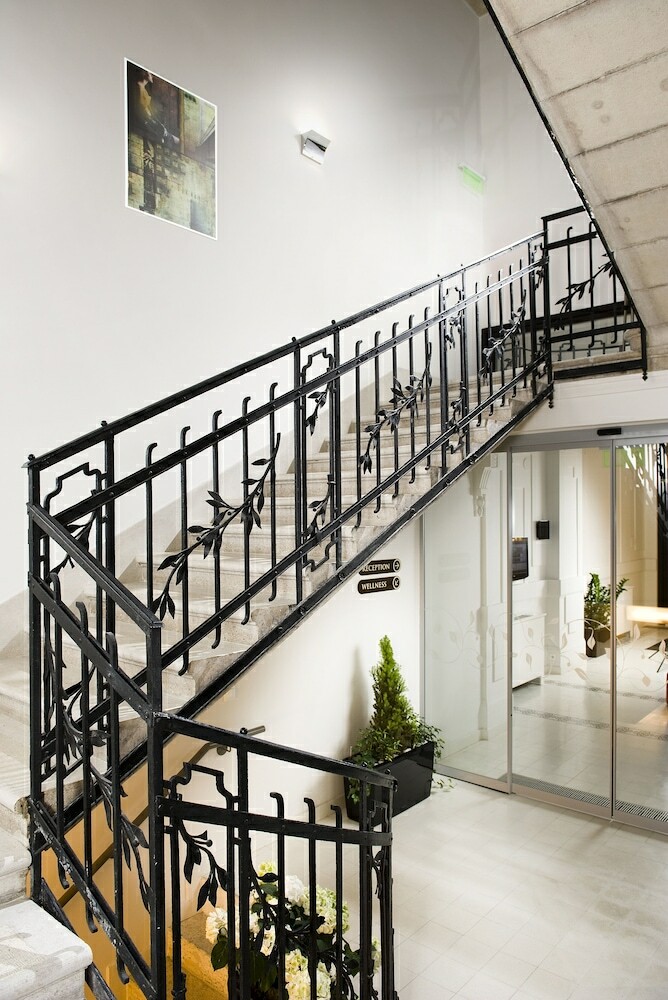 Opera Garden Hotel & Apartments