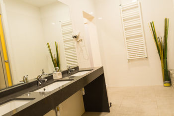 Rodam�n Barcelona Hostel