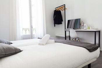 Rodam�n Barcelona Hostel