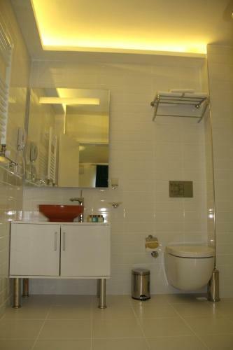 Yazar Hotel