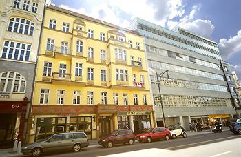 Old Town Apartments Sch�nhauser Allee