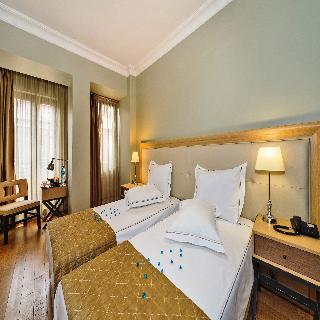 Agora Life Hotel