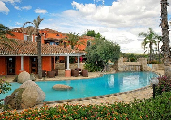 Galanias Hotel & Retreat