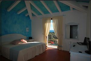 Galanias Hotel & Retreat