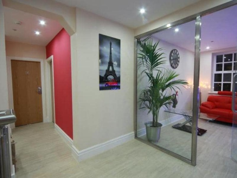 Le Ville Hotel