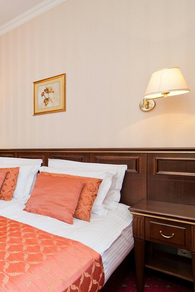Tradition Hotel