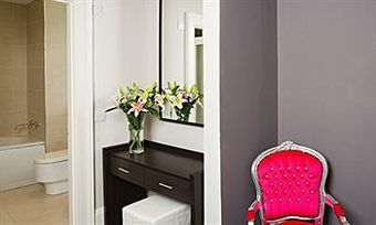 Hotel Capital Residence