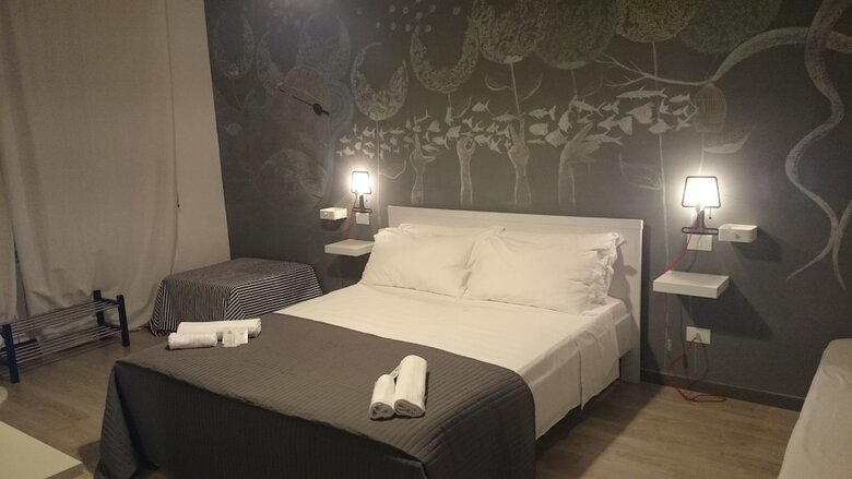 Hotel Iron Bridge Accomodation