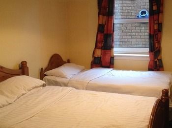 Twin Lions Hotel