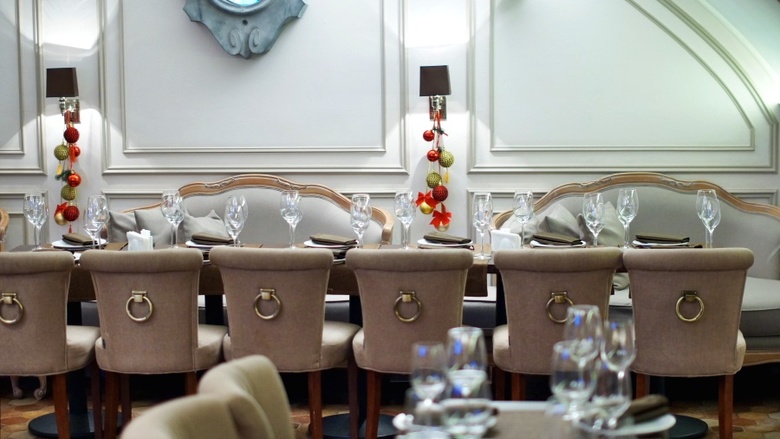 Aston Hotel