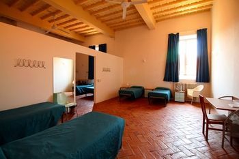 Orsa Maggiore Hostel - Caters To Women