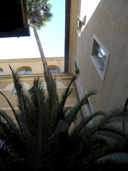 Orsa Maggiore Hostel - Caters To Women