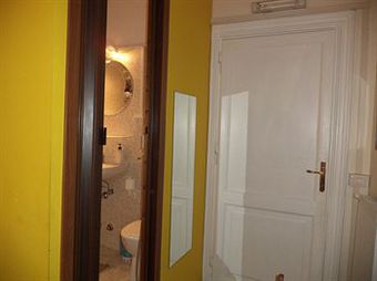 Bed & Breakfast Enjoy Roma