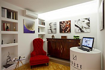 Hotel Lahouse Luxury Accommodation