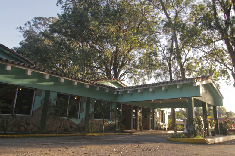 Hotel Los Laureles