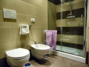 Hotel Dea Roma Inn