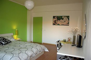 Bed & Breakfast Stay At Rome