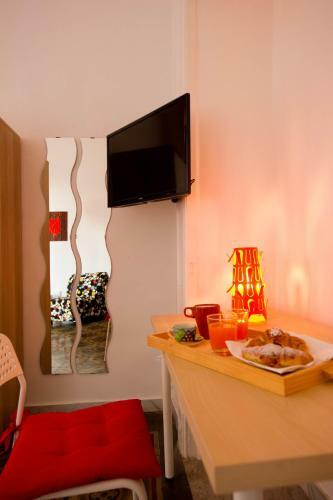 B&B Tecla