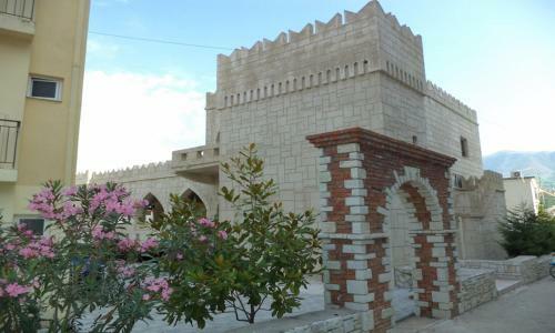 Castle Hotel