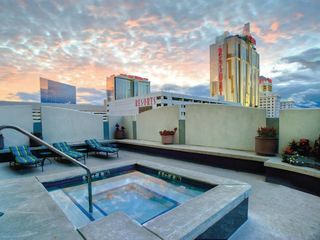 Skyline Hotel