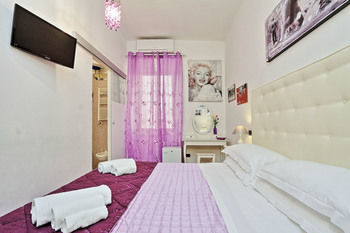 Hotel Applemoon Rooms For Rent