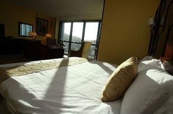 Oasis Hotel