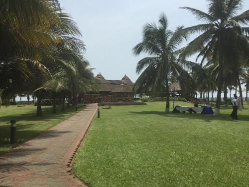 La Palm Royal Beach Hotel
