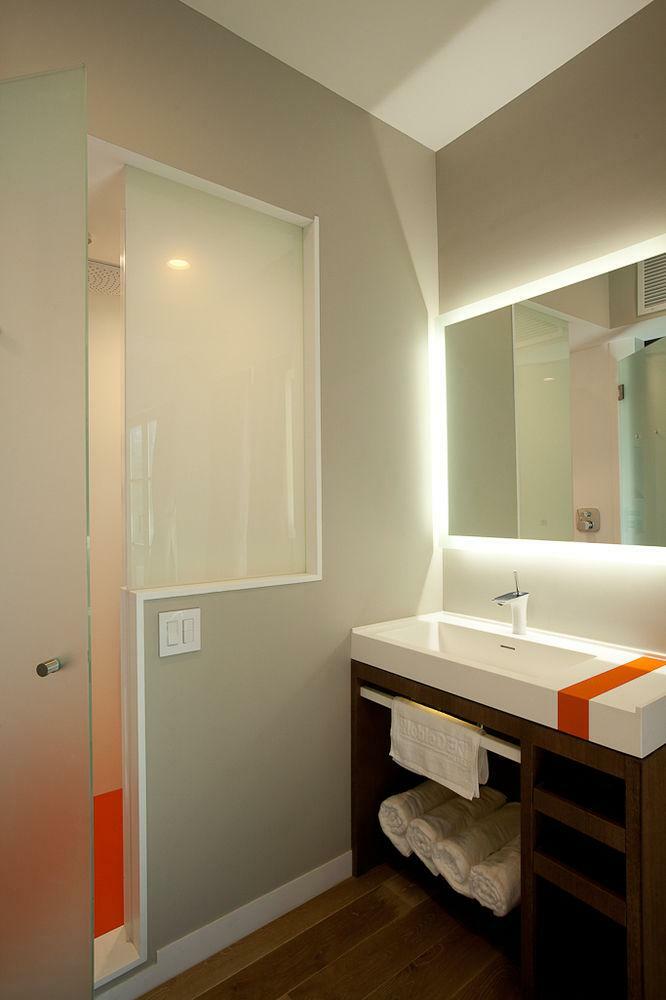 Nobleden Hotel