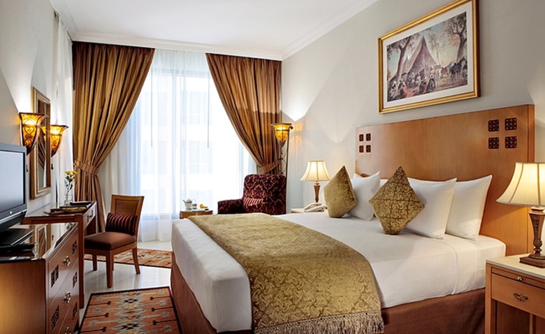 Yassat Gloria Hotel & Apartments
