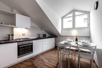 Apartamento Suitelowcost - San Babila Duomo