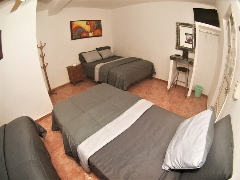 Albergue Hostal Casa Blanca