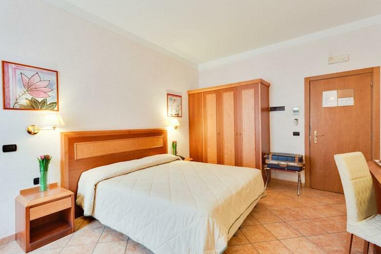 Hotel Mia Cara