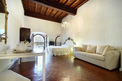 Palazzo Tolomei - Residenza D'epoca