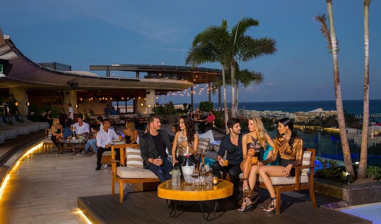 Hotel Thompson Playa Del Carmen