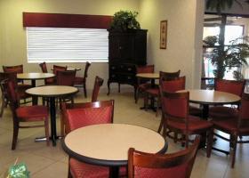 Hotel Comfort Suites
