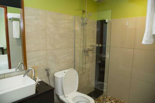 Hotel The Capital Residence Suites