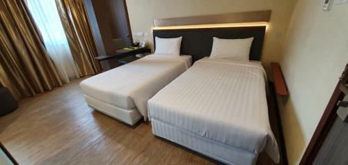 Hotel The Capital Residence Suites