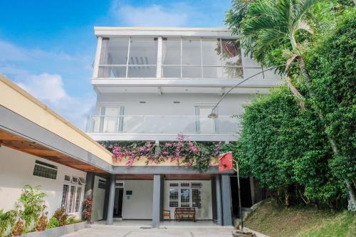 Oyo 803 Toetie Hotel